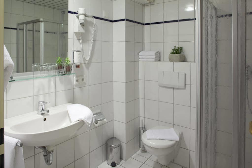 Hotel An Der Schlei Garni Fahrdorf  ภายนอก รูปภาพ